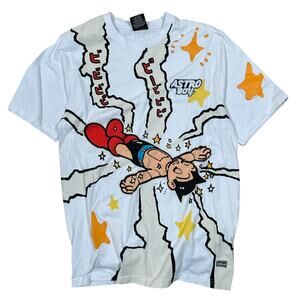 Astro Boy Lot 29 Graphic T-Shirt Tezuka Anime Manga Slim Large Embroidered Logo